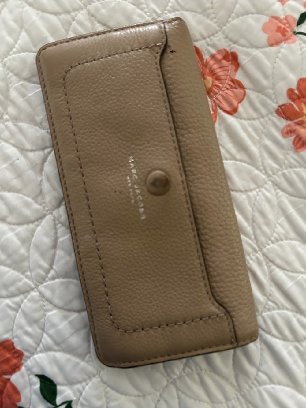 Marc Jacobs Pebbled Leather Phone Wallet in Taupe